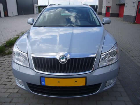 Rijervaring Chiptuning Skoda Octavia 1.2 TSI 105 PK Zijkant