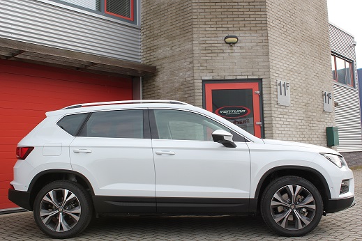 Rijervaring Chiptuning Seat Ateca 1.4 TSi 150 PK 250 NM Zijkant
