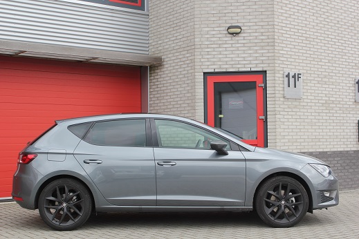 Rijervaring Chiptuning Seat Leon 2.0 TDI 150 PK Zijkant