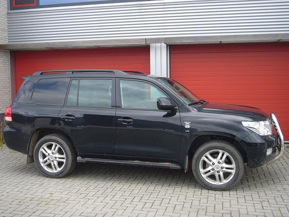 Rijervaring Chiptuning Toyota Landcruiser 200 4.5 Zijkant