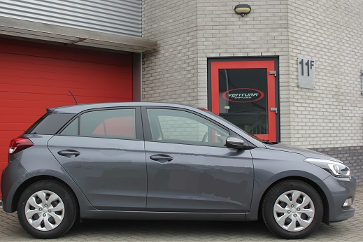Rijervaring Chiptuning Hyundai i20 1.0 T-GDi 100 PK. Zijkant