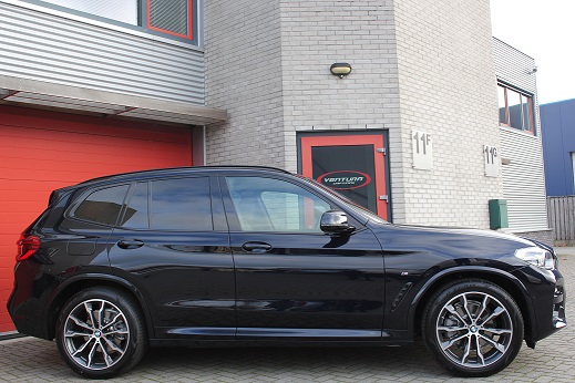 Rijervaring Chiptuning BMW X3 2.0i B48 184 PK Zijkant