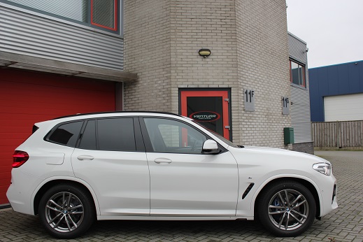 Rijervaring Chiptuning BMW X3 2.0i B48 184 PK Zijkant