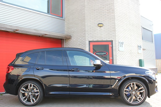 Rijervaring Chiptuning BMW X3 M40i 360 PK Zijkant