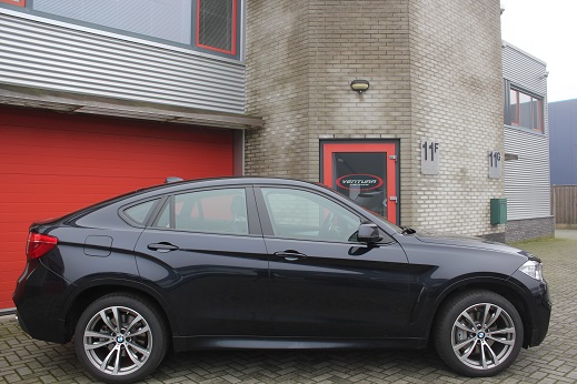 Rijervaring Chiptuning BMW X6 3.5i 306 PK 400 NM Zijkant