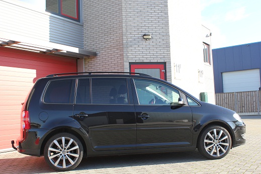 Rijervaring Chiptuning Volkswagen Touran 1.9 TDI 105 PK Zijkant