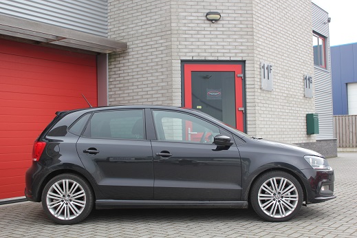 Rijervaring Chiptuning Volkswagen Polo Blue GT 1.4 TSI 150 PK Zijkant