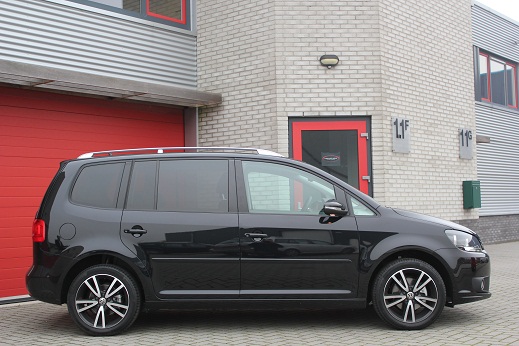 Rijervaring Chiptuning Volkswagen Touran 1.2 TSI 105 PK Zijkant