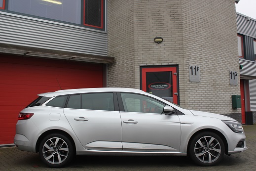 Rijervaring Chiptuning Renault Megane 1.5 DCi 110 PK Zijkant