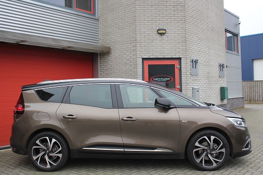 Rijervaring Chiptuning Renault Scenic 1.3 TCe 140 PK Zijkant