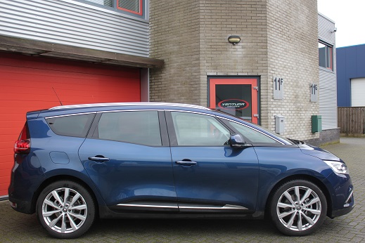 Rijervaring Chiptuning Renault Scenic 1.3 TCe 140 PK Zijkant