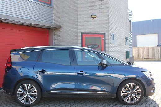 Rijervaring Chiptuning Renault Scenic 1.2 TCe 130 PK Zijkant