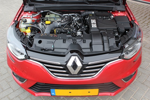 Rijervaring Chiptuning Renault Megane 1.2 TCe 130 PK , resultaat na tuning: 145 PK Voorkant