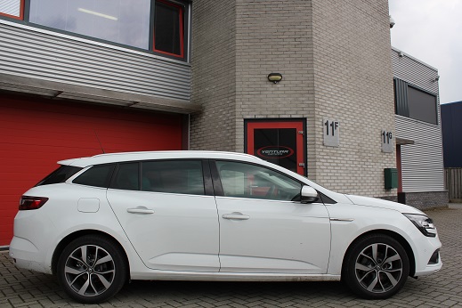 Rijervaring Chiptuning Renault Megane 1.5 DCi 110 PK Zijkant