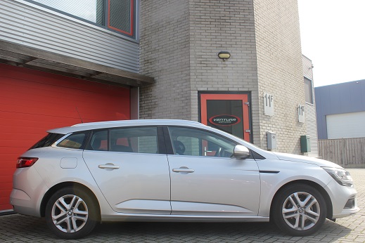 Rijervaring Chiptuning Renault Megane 1.2 TCe 130 PK Zijkant