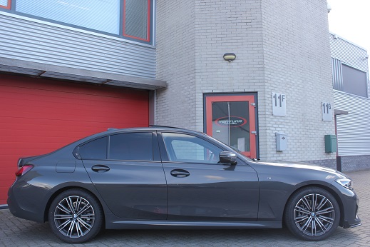 Rijervaring Chiptuning BMW 318i 156 PK G20 Zijkant