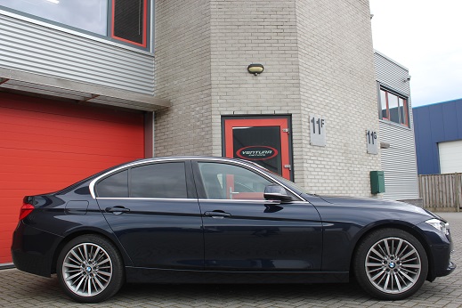 Rijervaring Chiptuning BMW 330e 252 PK Zijkant