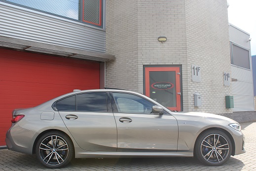 Rijervaring Chiptuning BMW 330e G20-G21 252 PK Zijkant