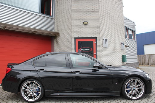 Rijervaring Chiptuning BMW 330e 252 PK Zijkant