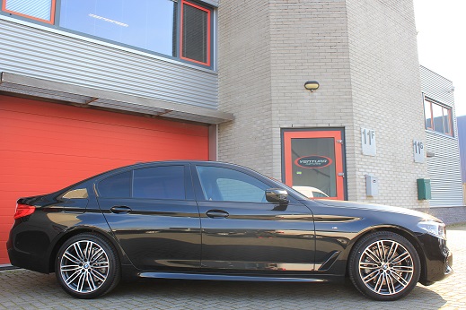 Rijervaring Chiptuning BMW 520i 184 PK B48 Zijkant