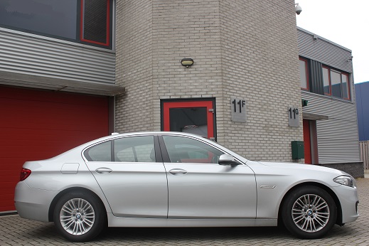 Rijervaring Chiptuning BMW 518d 150 PK Zijkant