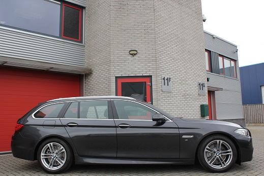 Rijervaring Chiptuning BMW 518d 150 PK Zijkant