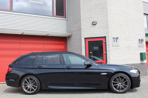 Rijervaring Chiptuning BMW 530d 245 PK Zijkant