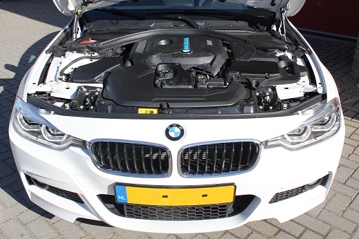 Rijervaring Chiptuning BMW 330e 252 PK Voorkant