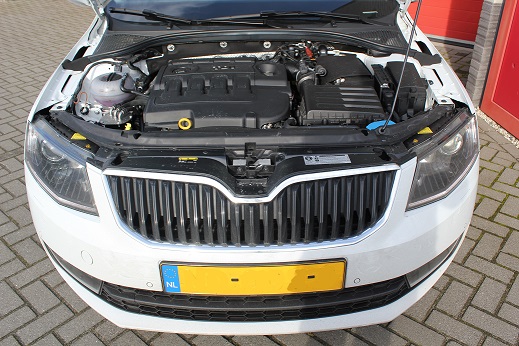 Rijervaring Chiptuning Skoda Octavia 1.6 TDI 110 PK Voorkant