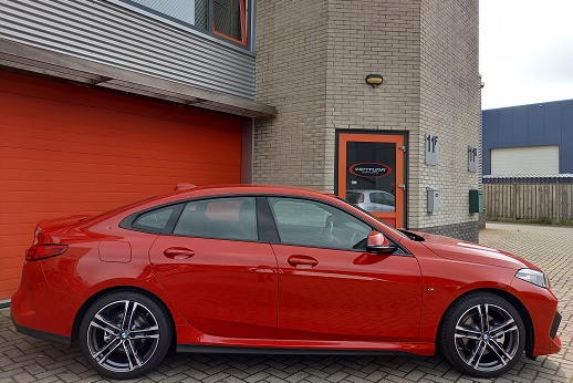 Rijervaring Chiptuning BMW 218i F44 136 PK Zijkant