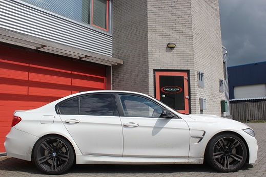 Rijervaring Chiptuning BMW M3 431 PK Zijkant