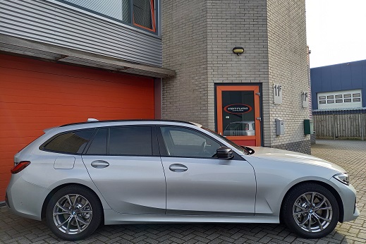 Rijervaring Chiptuning BMW 330e 292 PK Zijkant