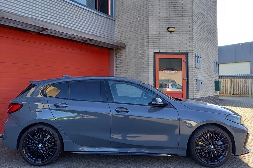 Rijervaring Chiptuning BMW M135i 306 PK Zijkant