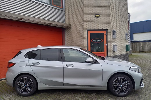 Rijervaring Chiptuning BMW 118i 136 PK F40 Zijkant
