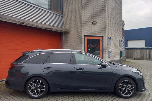 Rijervaring Chiptuning Kia Ceed 1.5 T-GDI 160 PK Zijkant