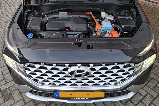 Rijervaring Chiptuning Hyundai Santa Fe 1.6 T-GDi HEV Voorkant