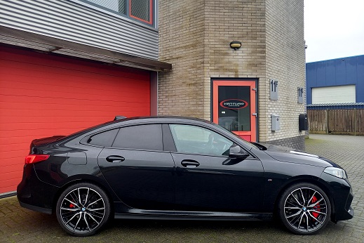 Rijervaring Chiptuning BMW 220i Gran Coupe 178 PK F44 Zijkant