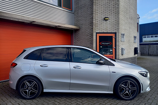 Rijervaring Chiptuning Mercedes B 250 e 218 PK Zijkant