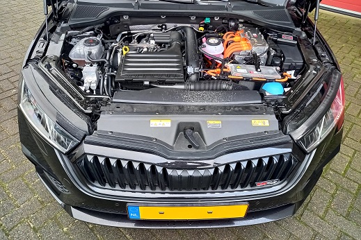 Rijervaring Chiptuning Skoda Octavia 1.4 TSI iV PHEV RS 245 PK Voorkant