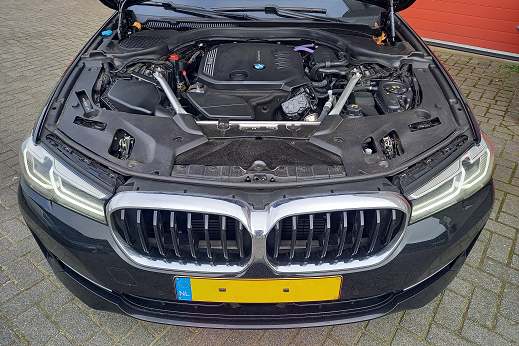 Rijervaring Chiptuning BMW 518d 150 PK G30-G31 Voorkant