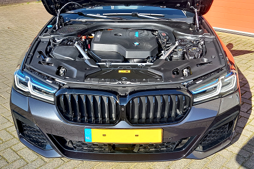 Rijervaring Chiptuning BMW 530E G30-G31 292 PK Voorkant
