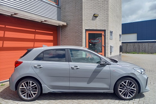 Rijervaring Chiptuning Kia Rio 1.0 T-GDi 100 PK Zijkant
