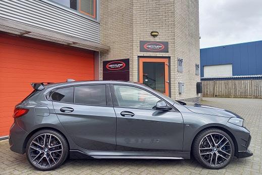Rijervaring Chiptuning BMW 120i F40 178 PK Zijkant