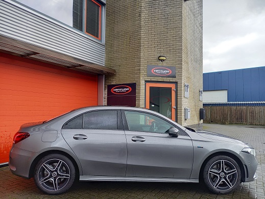 Rijervaring Chiptuning Mercedes A250E 218 PK W177 Zijkant