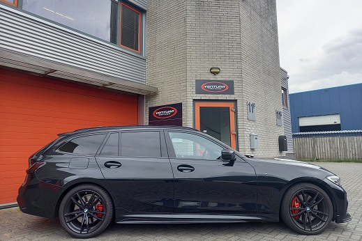 Rijervaring Chiptuning BMW 330i G20-G21 258 PK Zijkant