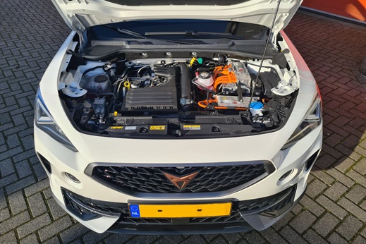 Rijervaring Chiptuning Cupra Formentor 1.4 e-Hybrid 245 PK Voorkant