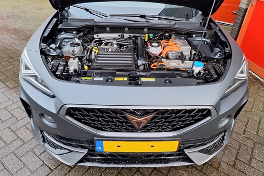 Rijervaring Chiptuning Cupra Formentor 1.4 e-Hybrid 245 PK Voorkant