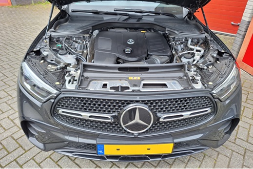 Rijervaring Chiptuning Mercedes GLC 300E 313 PK Voorkant