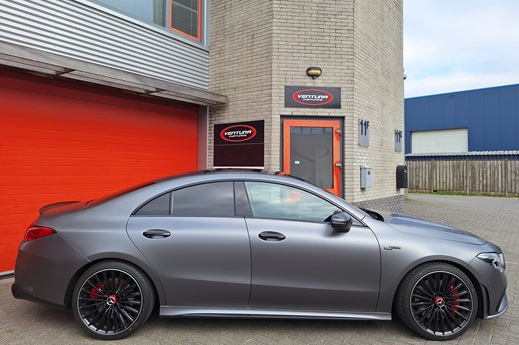 Rijervaring Chiptuning Mercedes Benz CLA 35 AMG 306 PK Zijkant