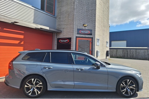 Rijervaring Chiptuning Volvo V60 B4 197 PK Zijkant